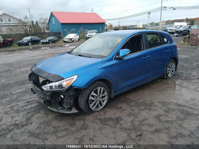 Hyundai Elantra Gt Gl 2018 KMHH35LE4JU005108 Image 2