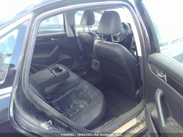 1VWCN7A38EC089867 Volkswagen Passat Highline