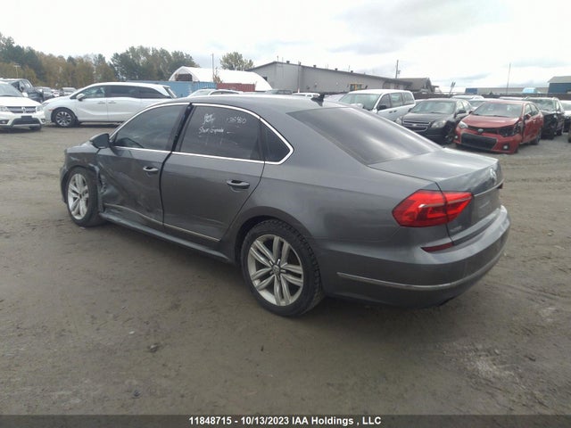 1VWCS7A35GC066011 Volkswagen Passat Highline