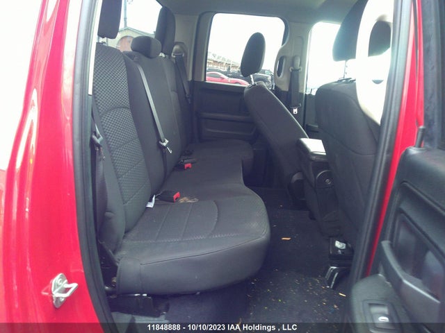 1C6RR7FG7KS565371 RAM 1500 Classic Express