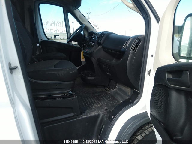3C6URVJG9JE138295 RAM Promaster Cargo Van