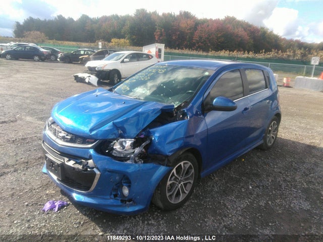 Chevrolet SONIC LT 2018 1G1JD6SH9J4102527 Image 2