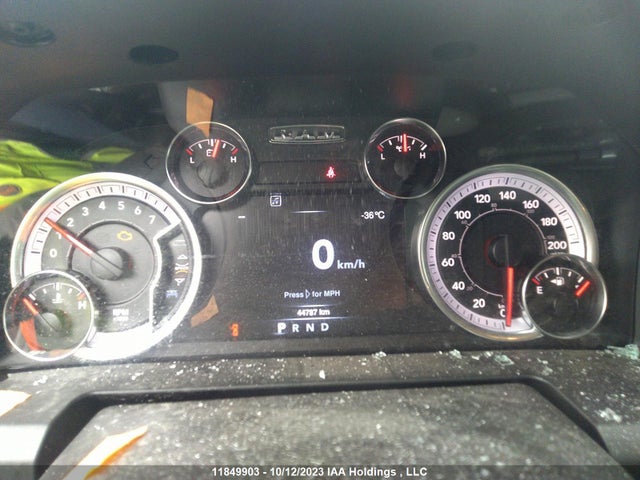 3C6RR7LG8NG352610 RAM 1500 Classic Slt