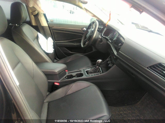 3VWE57BU8KM171401 Volkswagen Jetta Highline