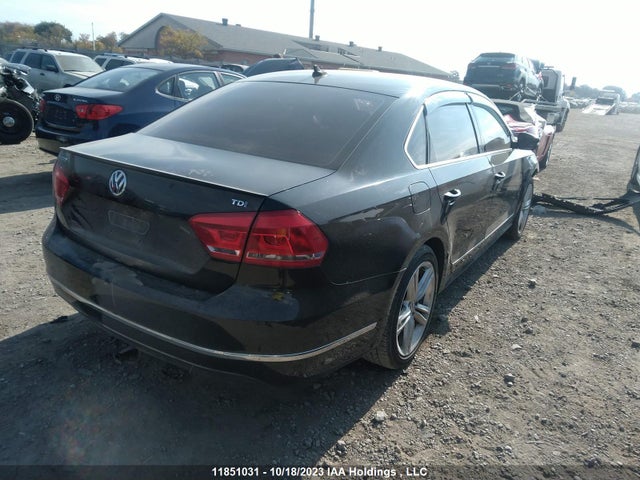1VWBN7A36EC114258 Volkswagen Passat Comfortline