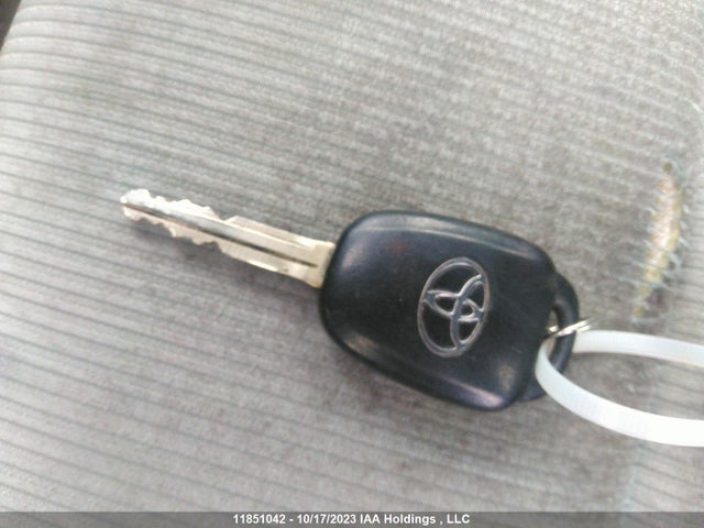 Toyota PRIUS C 2015 JTDKDTB36F1099545 Image 11