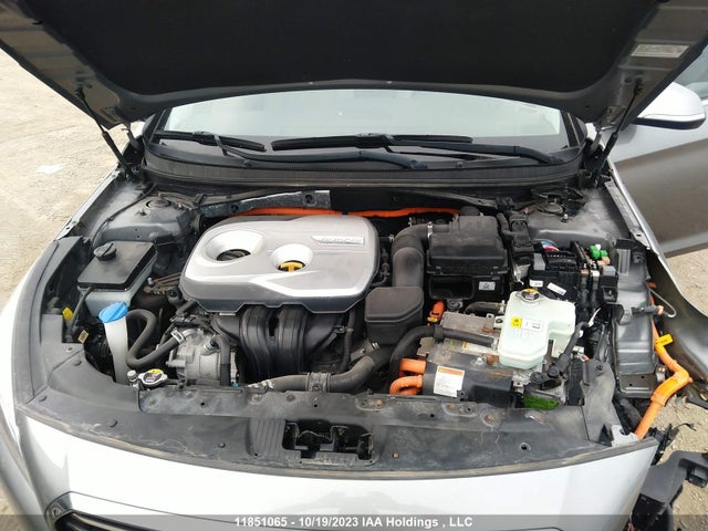 Hyundai SONATA HYBRID 2017 KMHE54L28HA075137 Image 10