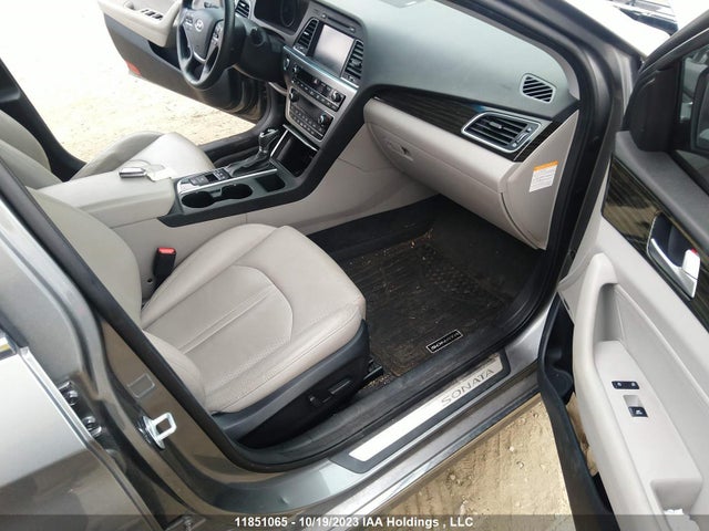 Hyundai SONATA HYBRID 2017 KMHE54L28HA075137 Image 5