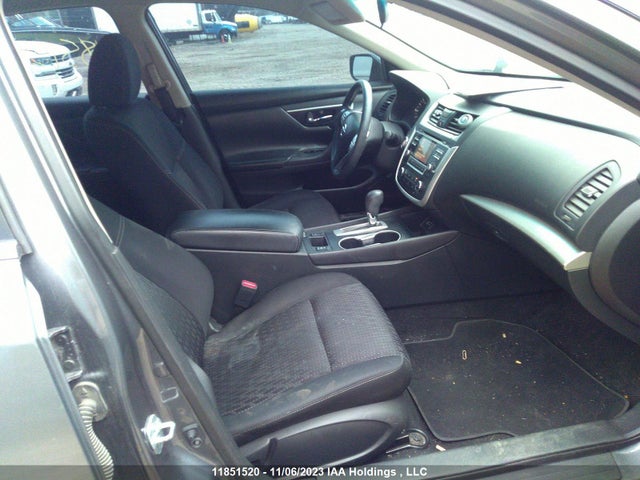Nissan Altima 2017 1N4AL3AP8HN334046 Image 24