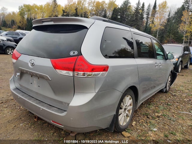 Toyota SIENNA XLE 2014 5TDYK3DC3ES412551 Image 5