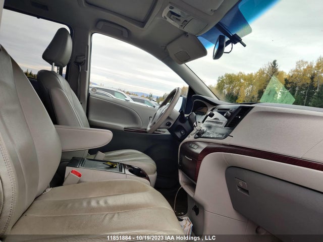 Toyota SIENNA XLE 2014 5TDYK3DC3ES412551 Image 6