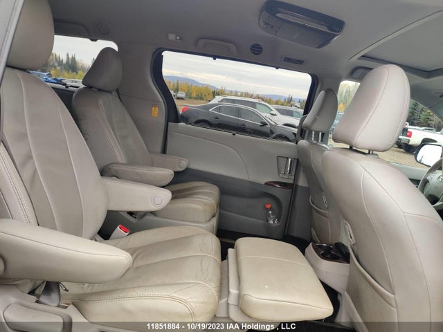 Toyota SIENNA XLE 2014 5TDYK3DC3ES412551 Image 9