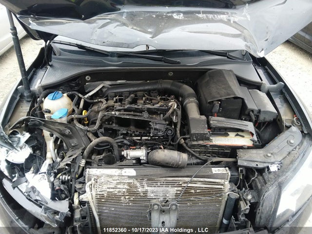 1VWCS7A31FC029939 Volkswagen Passat Highline