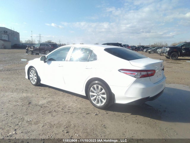 Toyota CAMRY LE 2020 4T1C11AK9LU914045 Image 3