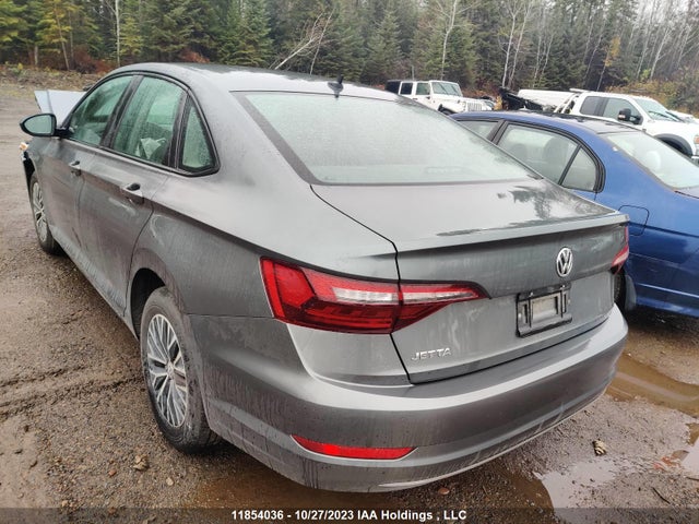 3VWCB7BUXLM010811 Volkswagen Jetta Comfortline