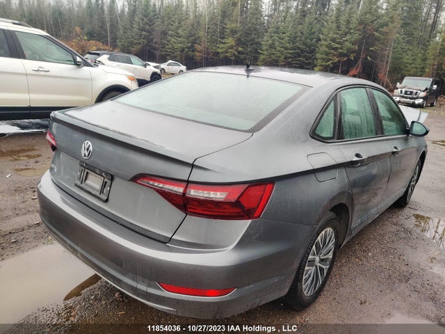 3VWCB7BUXLM010811 Volkswagen Jetta Comfortline