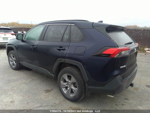 2022 Toyota Rav4 Xle მანქანა იყიდება აუქციონზე, vin: 2T3R1RFV1NW258980, აუქციონის ნომერი: 11854174