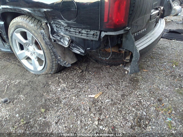 Chevrolet Suburban Lt 2017 1GNSKHKC3HR129261 Image 6