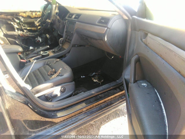 1VWCS7A32GC063146 Volkswagen Passat Highline
