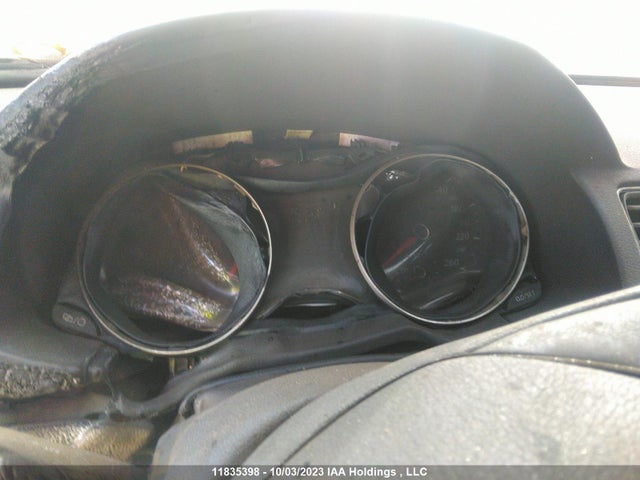1VWCS7A32GC063146 Volkswagen Passat Highline