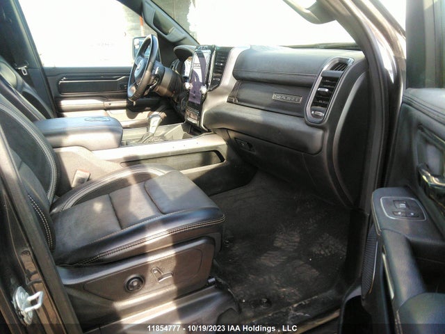 1C6SRFVT0NN437468 RAM 1500 Sport