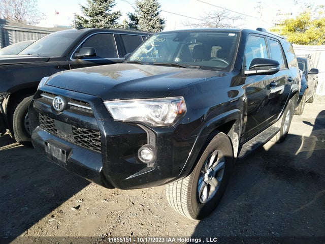 Toyota 4RUNNER 2021 JTENU5JR5M5893534 Image 2