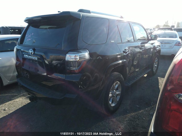 Toyota 4RUNNER 2021 JTENU5JR5M5893534 Image 4