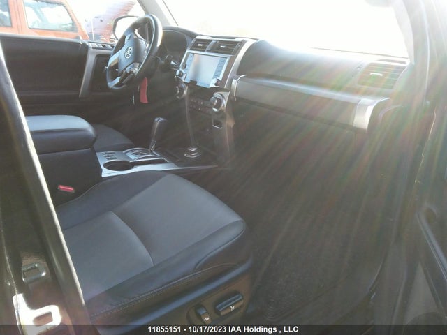 Toyota 4RUNNER 2021 JTENU5JR5M5893534 Image 5
