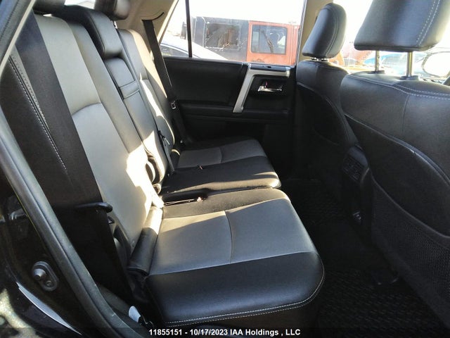 Toyota 4RUNNER 2021 JTENU5JR5M5893534 Image 8