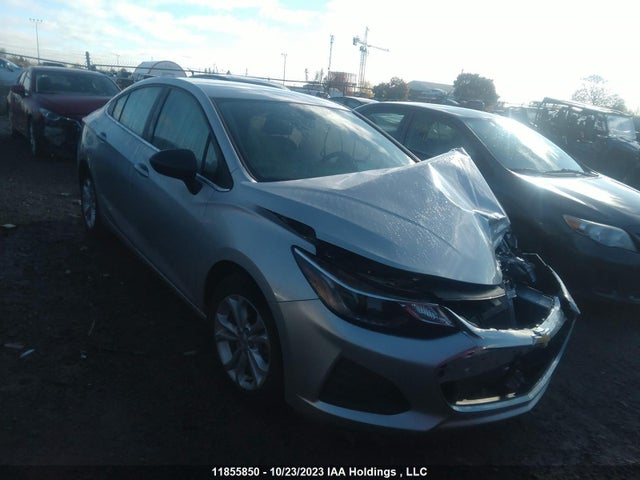 Chevrolet CRUZE LT 2019 1G1BE5SM4K7112584 zdjęcie główne