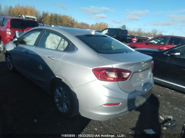 Chevrolet CRUZE LT 2019 1G1BE5SM4K7112584 Image 3