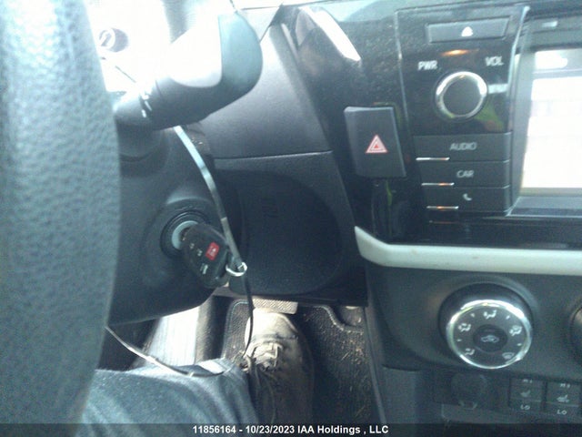 Toyota COROLLA CE/S/LE 2015 2T1BURHE7FC392958 Image 11