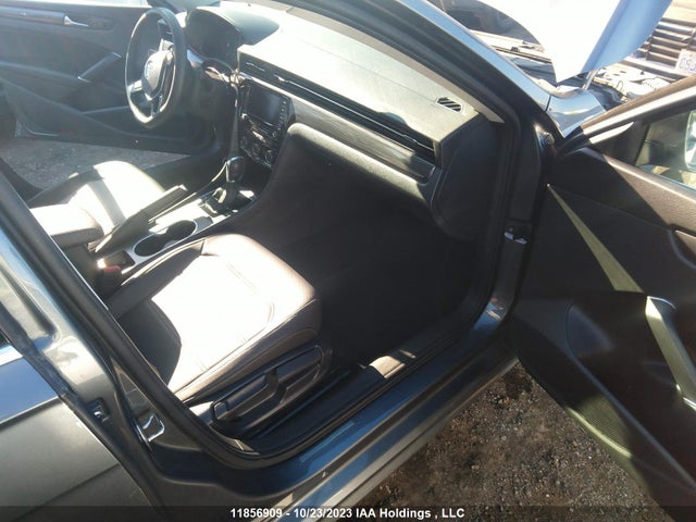 1VWBA7A38MC005472 Volkswagen Passat Highline