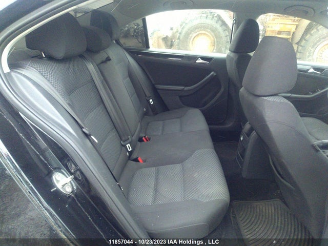 3VWD67AJ2GM306489 Volkswagen Jetta Sedan Comfortline