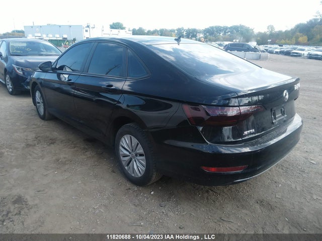 3VWC57BU0KM119395 Volkswagen Jetta Comfortline