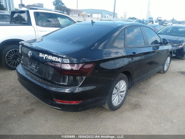 3VWC57BU0KM119395 Volkswagen Jetta Comfortline