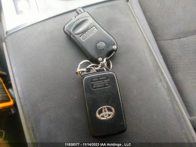 Продаж на аукціоні авто 2013 Toyota Prius V, vin: JTDZN3EUXD3198242, номер лоту: 11858577