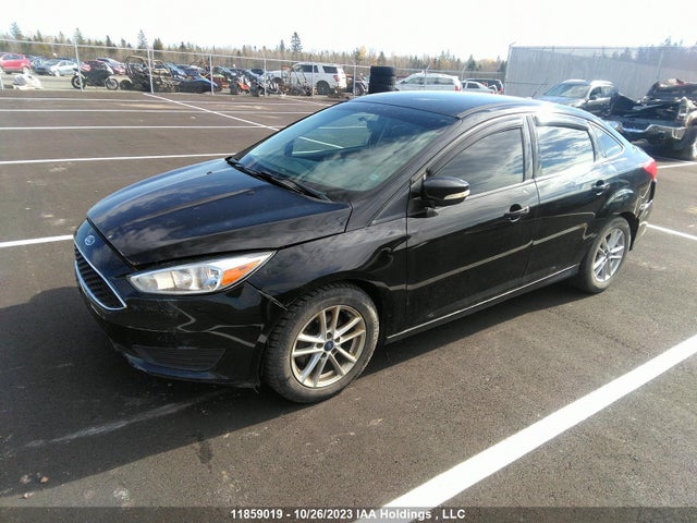 Ford FOCUS SE 2016 1FADP3F25GL342047 Image 2