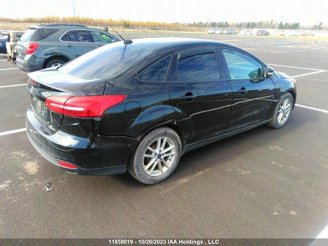 Ford FOCUS SE 2016 1FADP3F25GL342047 Image 4