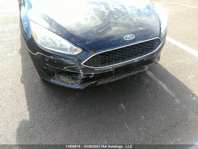 Ford FOCUS SE 2016 1FADP3F25GL342047 Image 6