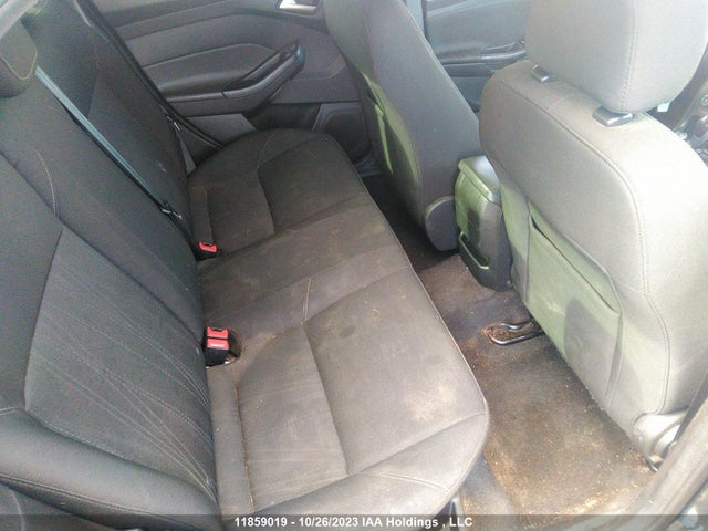 Ford FOCUS SE 2016 1FADP3F25GL342047 Image 8