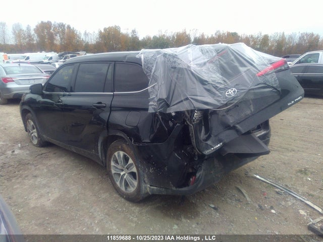 Toyota HIGHLANDER 2022 5TDGZRBH3NS578612 Image 3