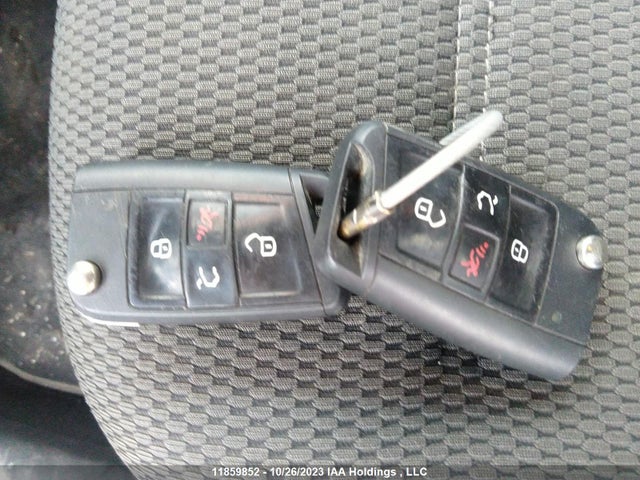 3VWG57AU0LM005479 Volkswagen Golf Comfortline/highline