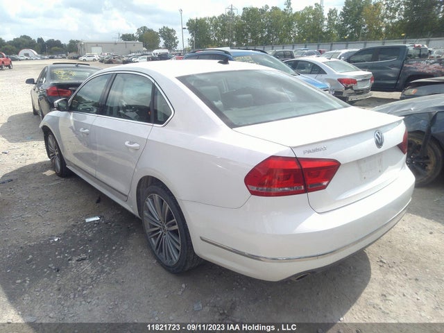 1VWBV7A32FC068297 Volkswagen Passat Comfortline