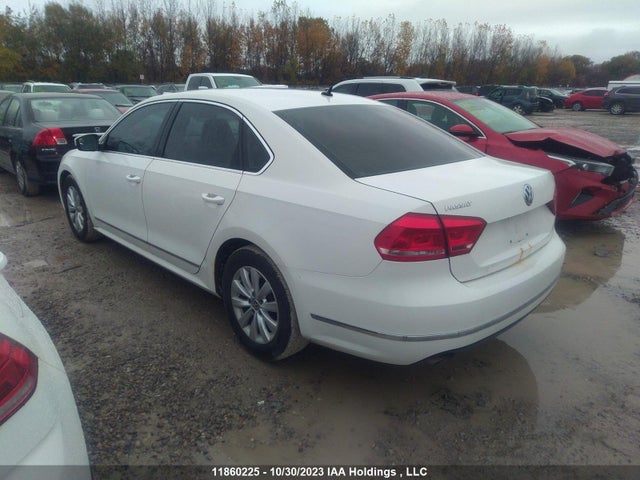 1VWAN7A36EC003706 Volkswagen Passat Trendline