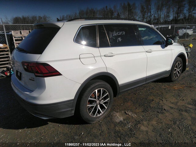 3VV2B7AX9JM012137 Volkswagen Tiguan Comfortline