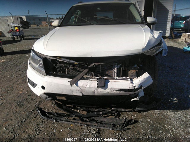 3VV2B7AX9JM012137 Volkswagen Tiguan Comfortline