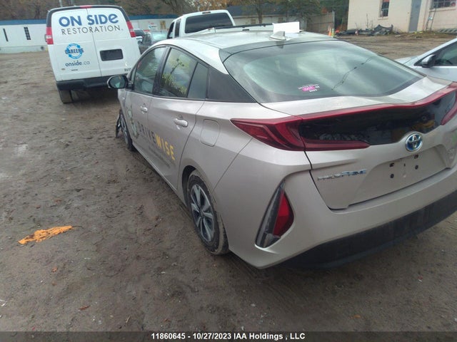 Toyota PRIUS PRIME 2018 JTDKARFP8J3069520 Image 3