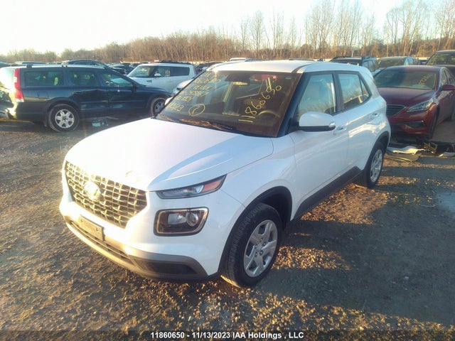 Hyundai Venue Essential 2020 KMHRB8A3XLU045867 Image 2