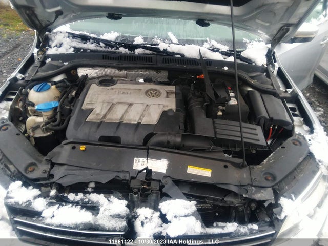 3VWLL7AJ2EM337176 Volkswagen Jetta Sedan Highline